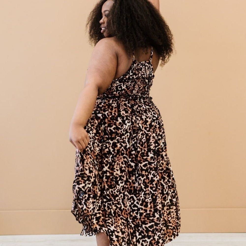 New! 💕 ODDI Animal Talk Leopard Print Midi Dress - Picture 3 of 9